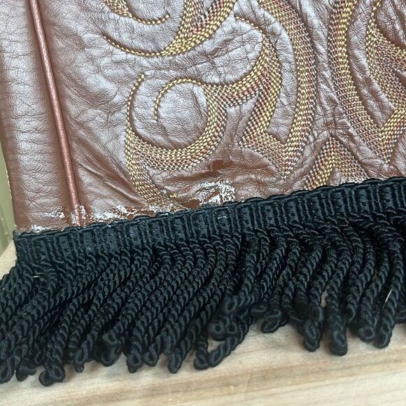 Nucona Boot Shaft Handmade Bag with Fringe - Picture 10 of 10